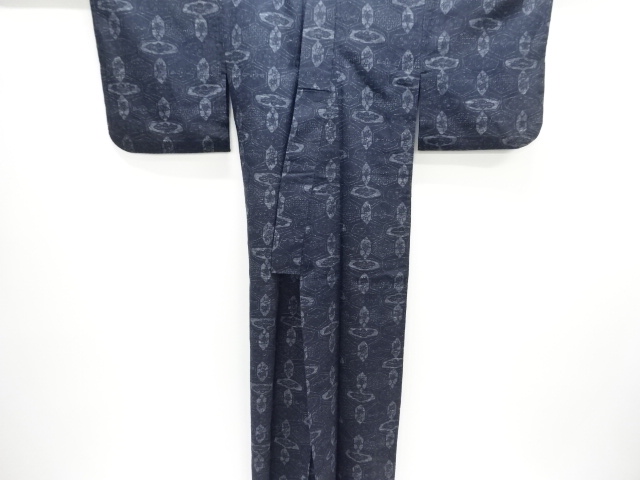  変わり亀甲に花模様織出しちぢみ単衣着物